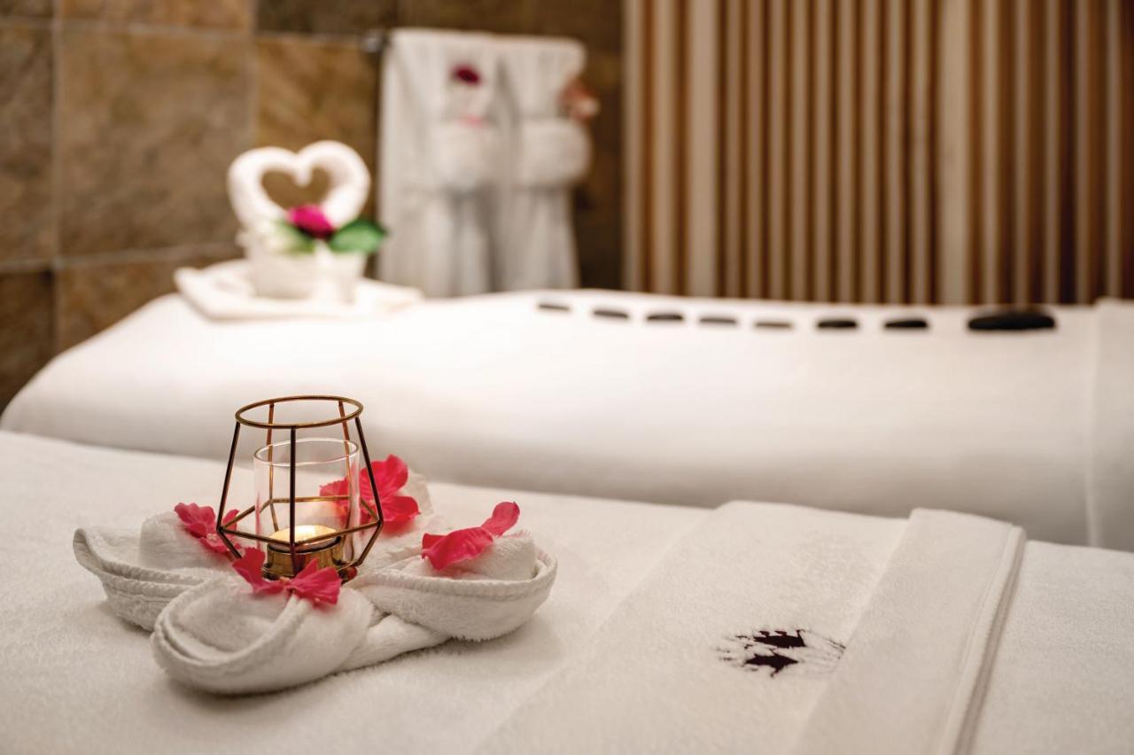 Wyndham West Bay 5* Doha