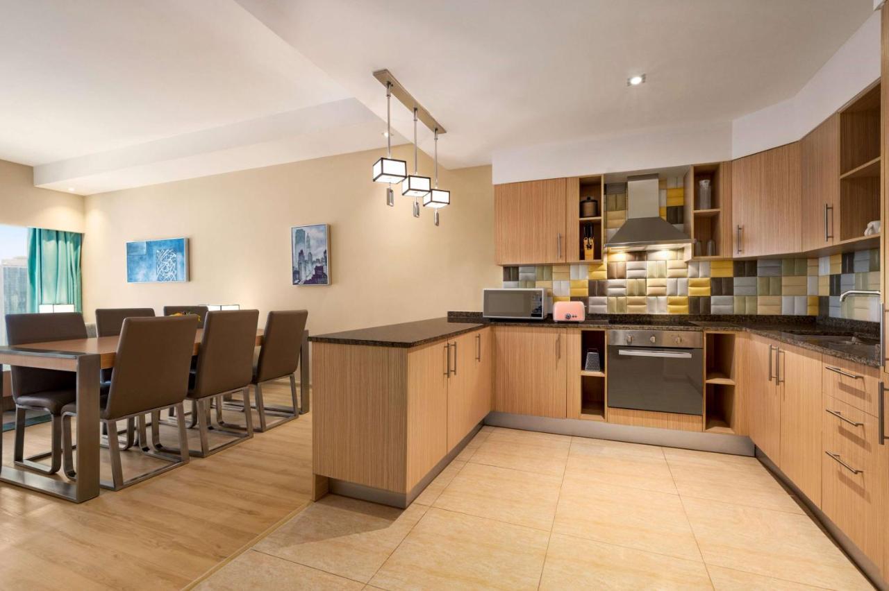 Wyndham West Bay Doha